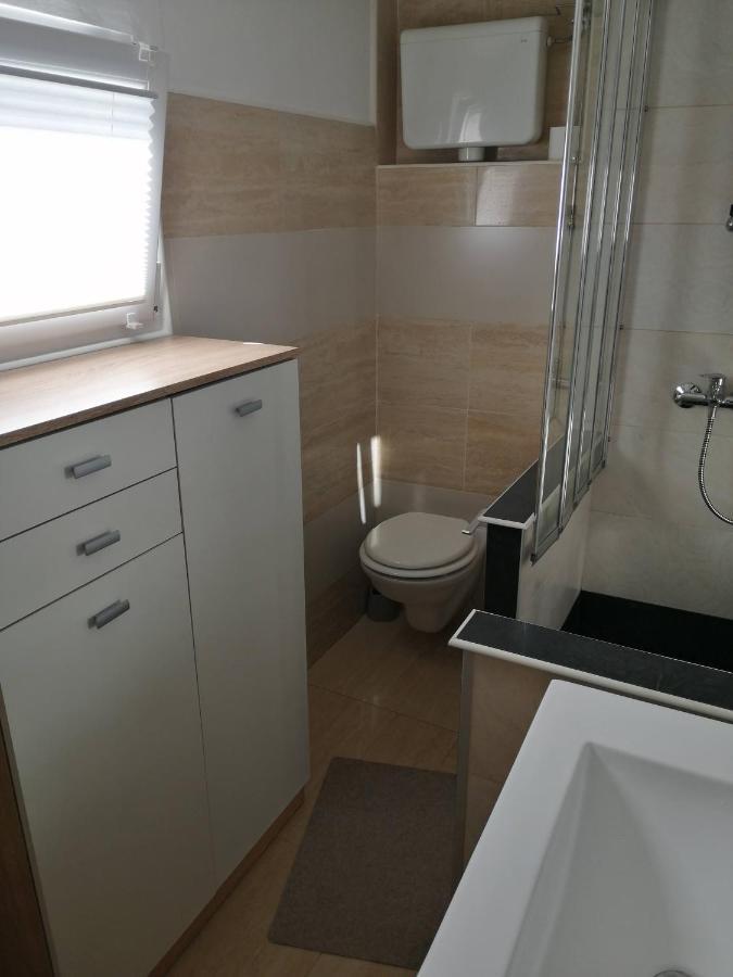 Centar Njivice Apartment Bagian luar foto
